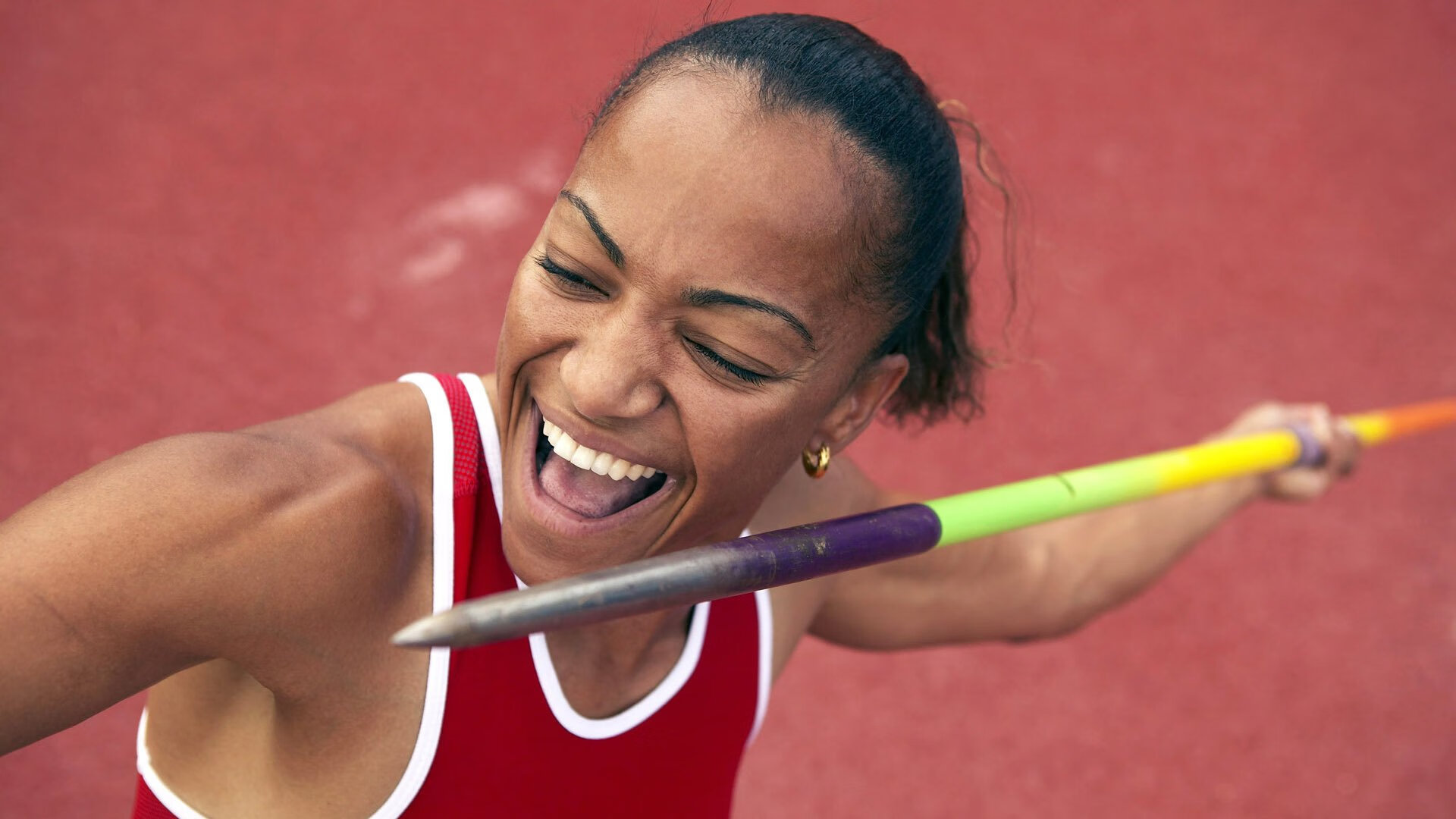 _红土、硬地、草地：不同场地带来的独特体验_，红土地土壤有什么好处